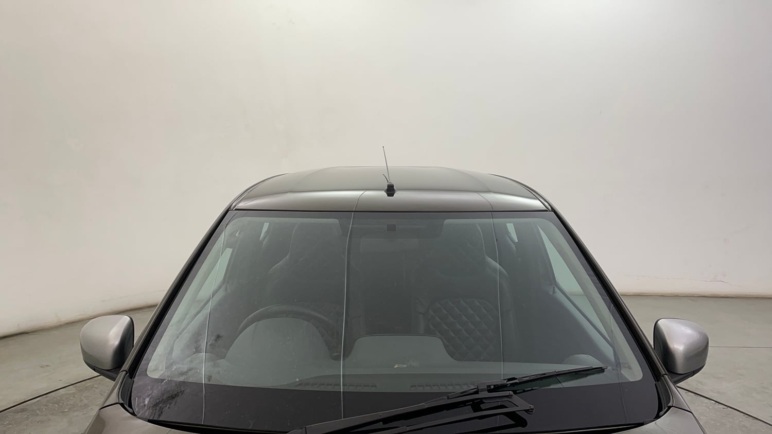 Used 2020 Renault Kwid 1.0 RXT AMT Opt Petrol Automatic exterior FRONT WINDSHIELD VIEW