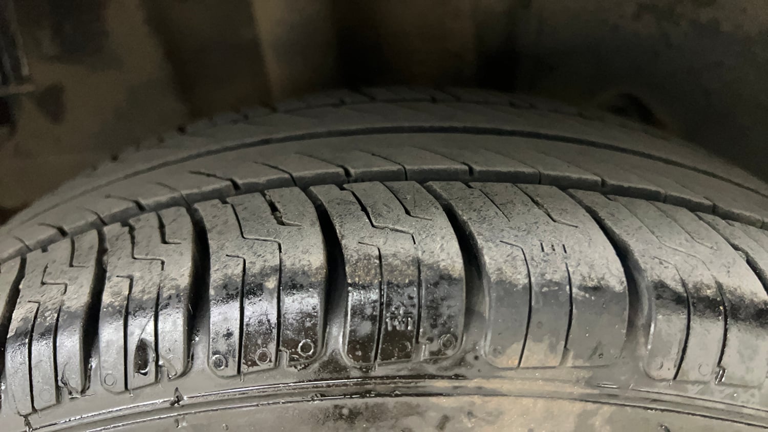 Used 2018 Tata Tiago Revotron XZA Petrol Automatic tyres RIGHT REAR TYRE TREAD VIEW