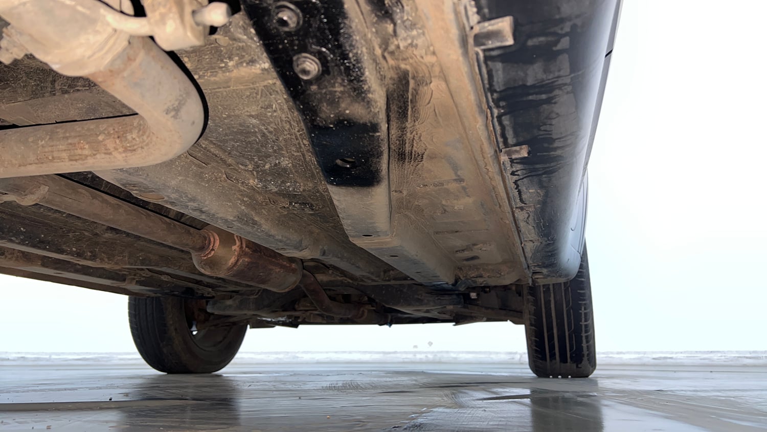 Used 2019 Tata Nexon XZA Plus Petrol Petrol Automatic extra REAR RIGHT UNDERBODY VIEW