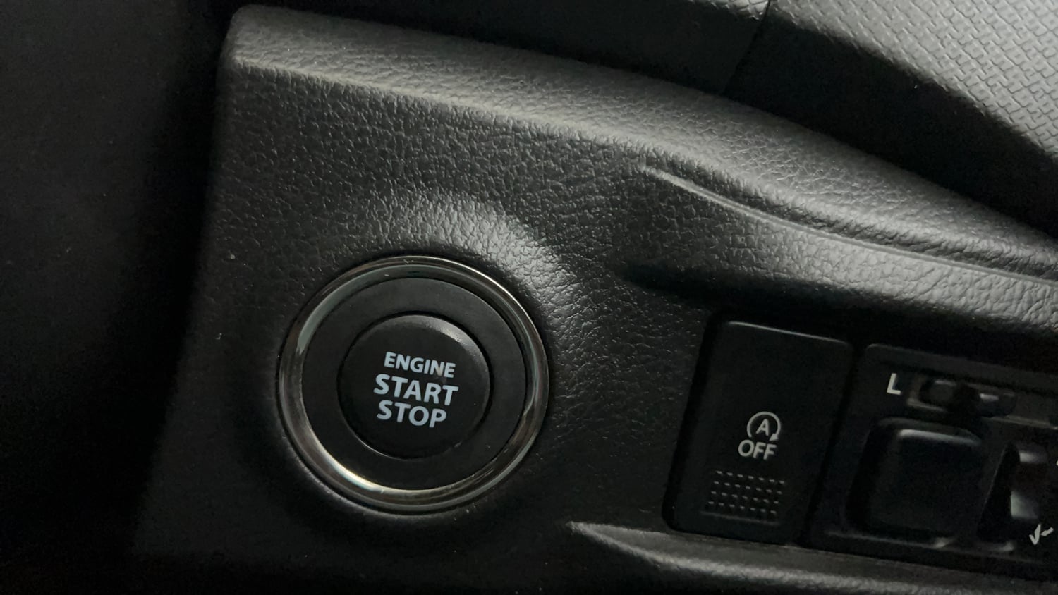 Used 2022 Toyota Urban Cruiser Premium Grade AT Petrol Automatic top_features Keyless start