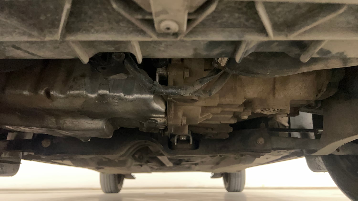 Used 2015 Volkswagen Polo Comfortline 1.5L (D) Diesel Manual extra FRONT LEFT UNDERBODY VIEW