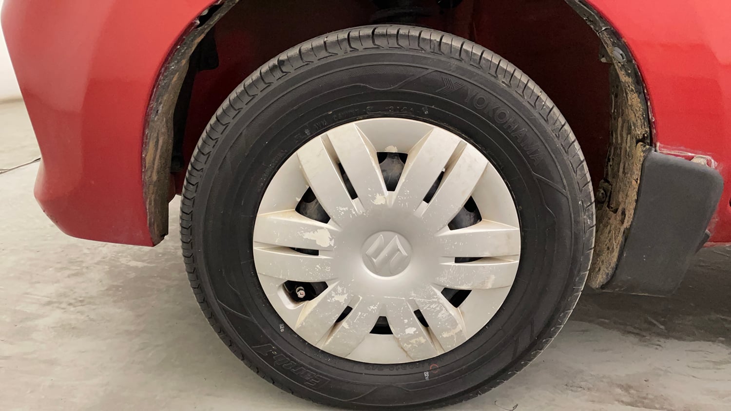 Used 2018 Maruti Suzuki Alto 800 LXi Petrol Manual tyres LEFT FRONT TYRE RIM VIEW