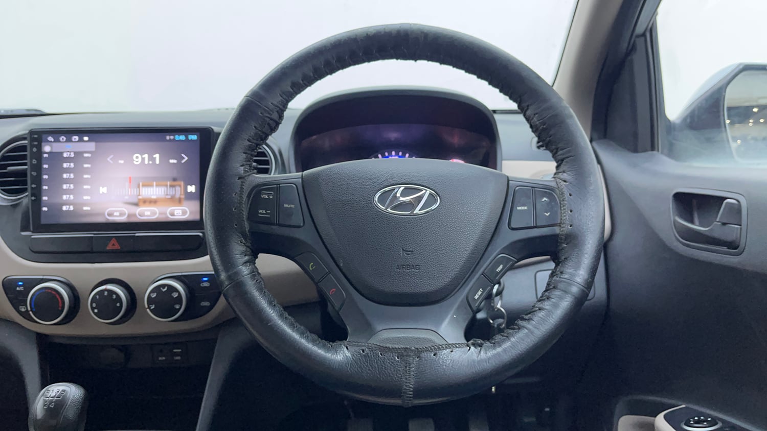 Used 2019 Hyundai Xcent S CRDi Diesel Manual interior STEERING VIEW