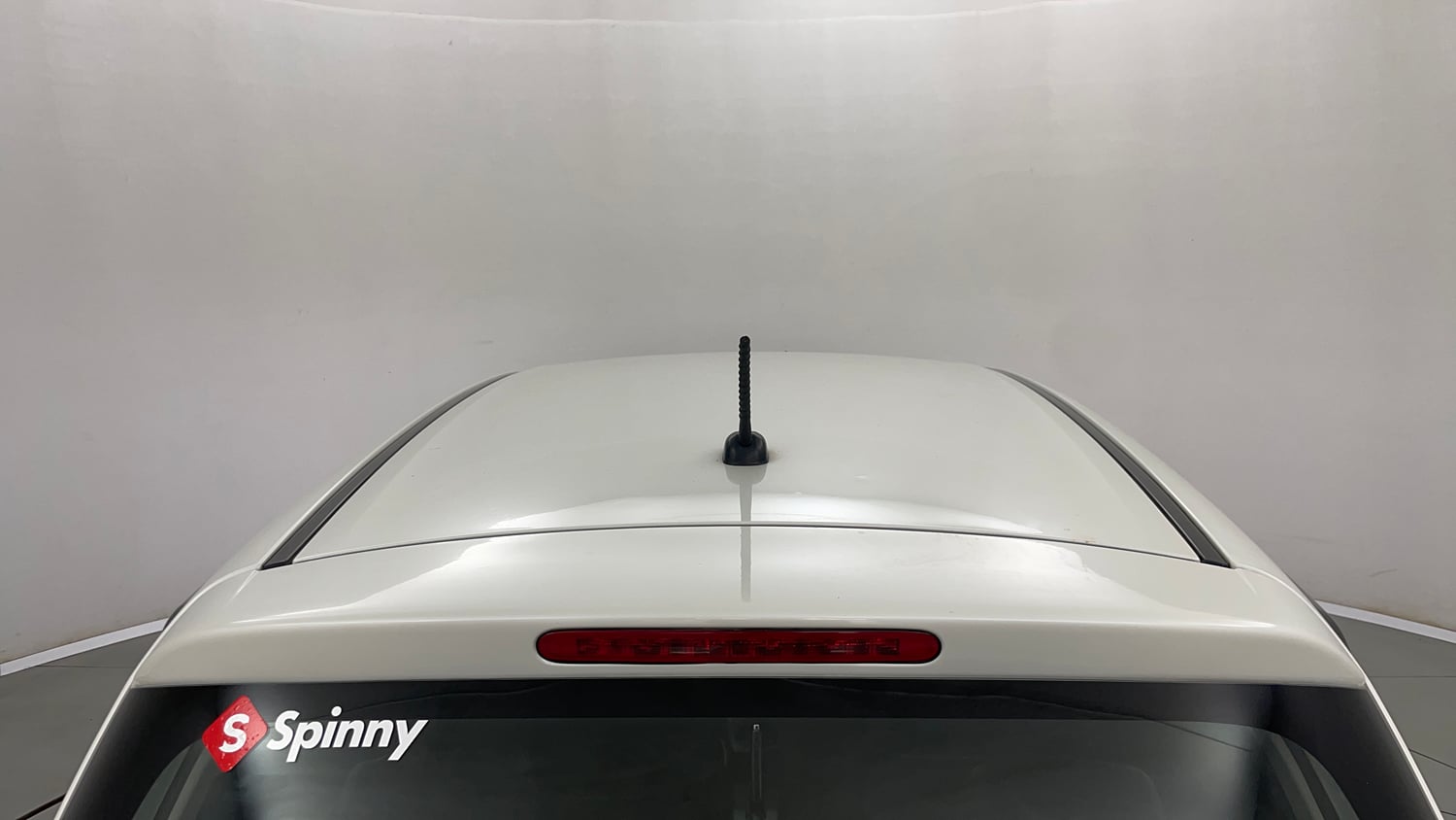 Used 2013 Maruti Suzuki Swift VXi Petrol Manual exterior EXTERIOR ROOF VIEW