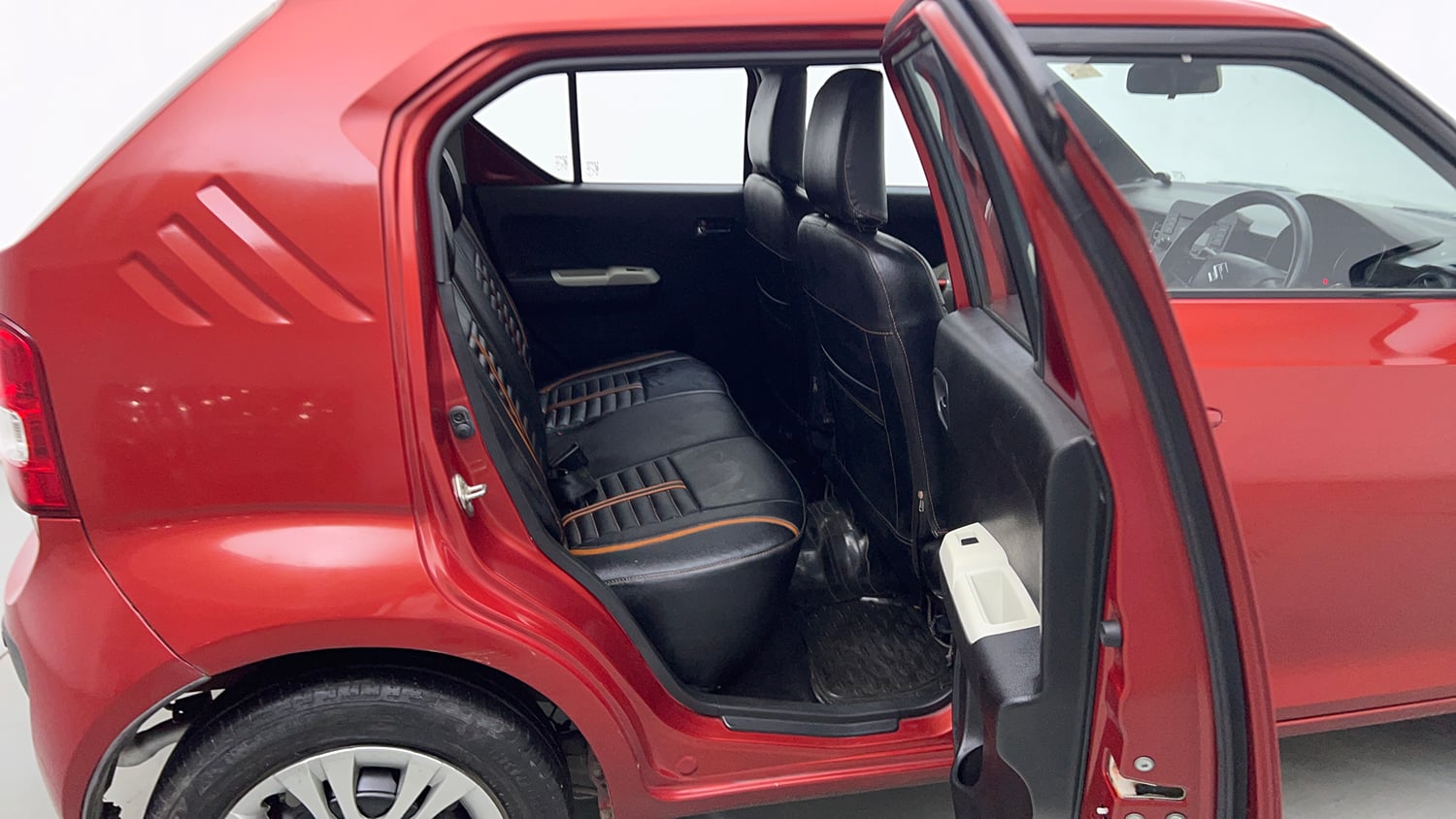 Used 2017 Maruti Suzuki Ignis Delta 1.2 MT Petrol Manual interior RIGHT SIDE REAR DOOR CABIN VIEW