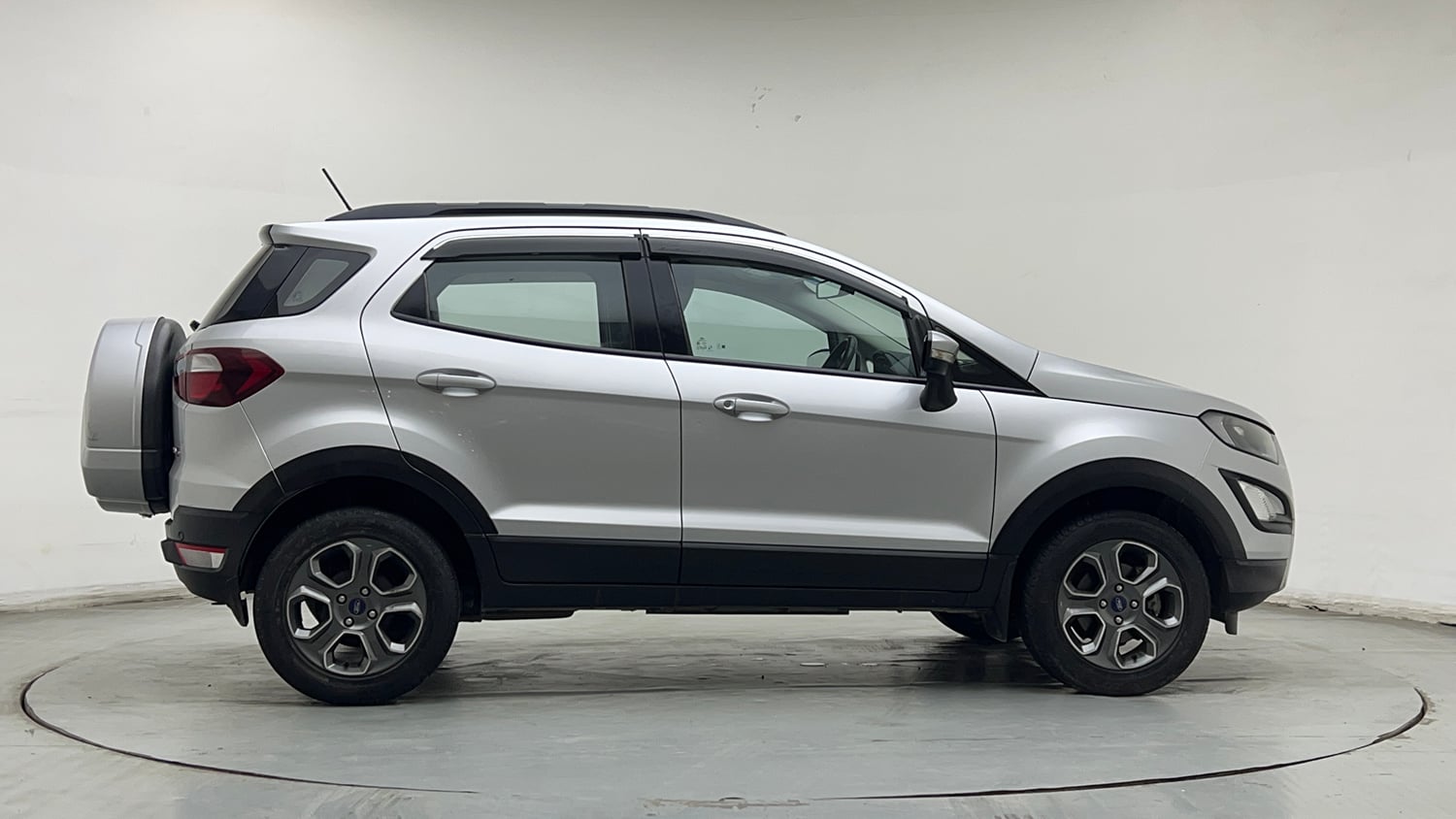 Used 2021 Ford EcoSport S MT 1.5 Ti-VCT Petrol Manual exterior RIGHT SIDE VIEW