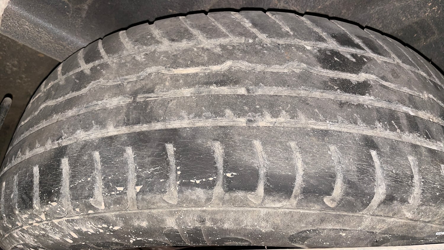 Used 2017 Renault Duster RXL Petrol Petrol Manual tyres SPARE TYRE VIEW