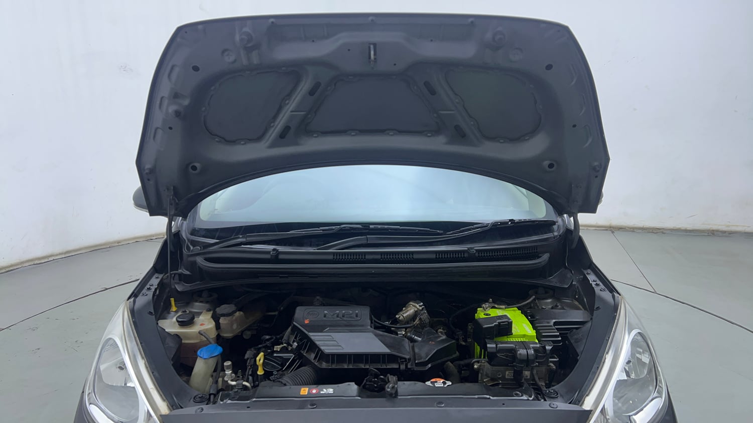 Used 2020 Hyundai Santro Sportz AMT Petrol Automatic engine ENGINE & BONNET OPEN FRONT VIEW