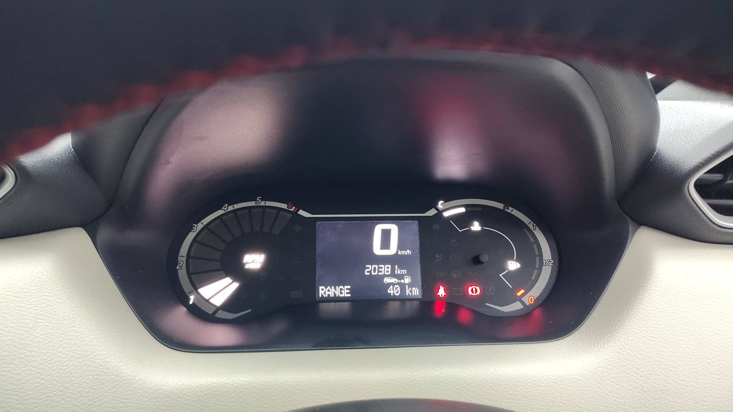 Used 2025 Nissan Magnite XE Petrol Manual interior CLUSTERMETER VIEW