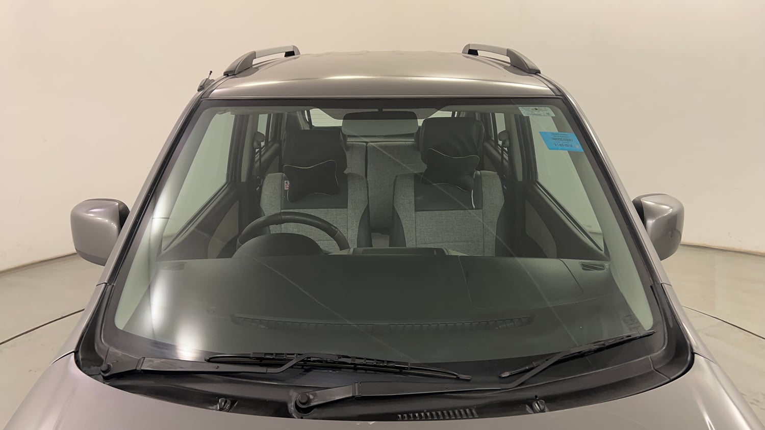 Used 2014 Maruti Suzuki Wagon R VXI Petrol Manual exterior FRONT WINDSHIELD VIEW