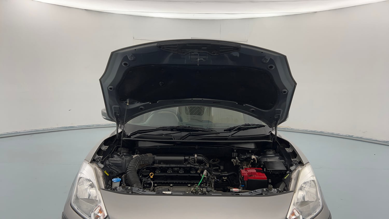 Used 2021 Maruti Suzuki Dzire VXi Petrol Manual engine ENGINE & BONNET OPEN FRONT VIEW