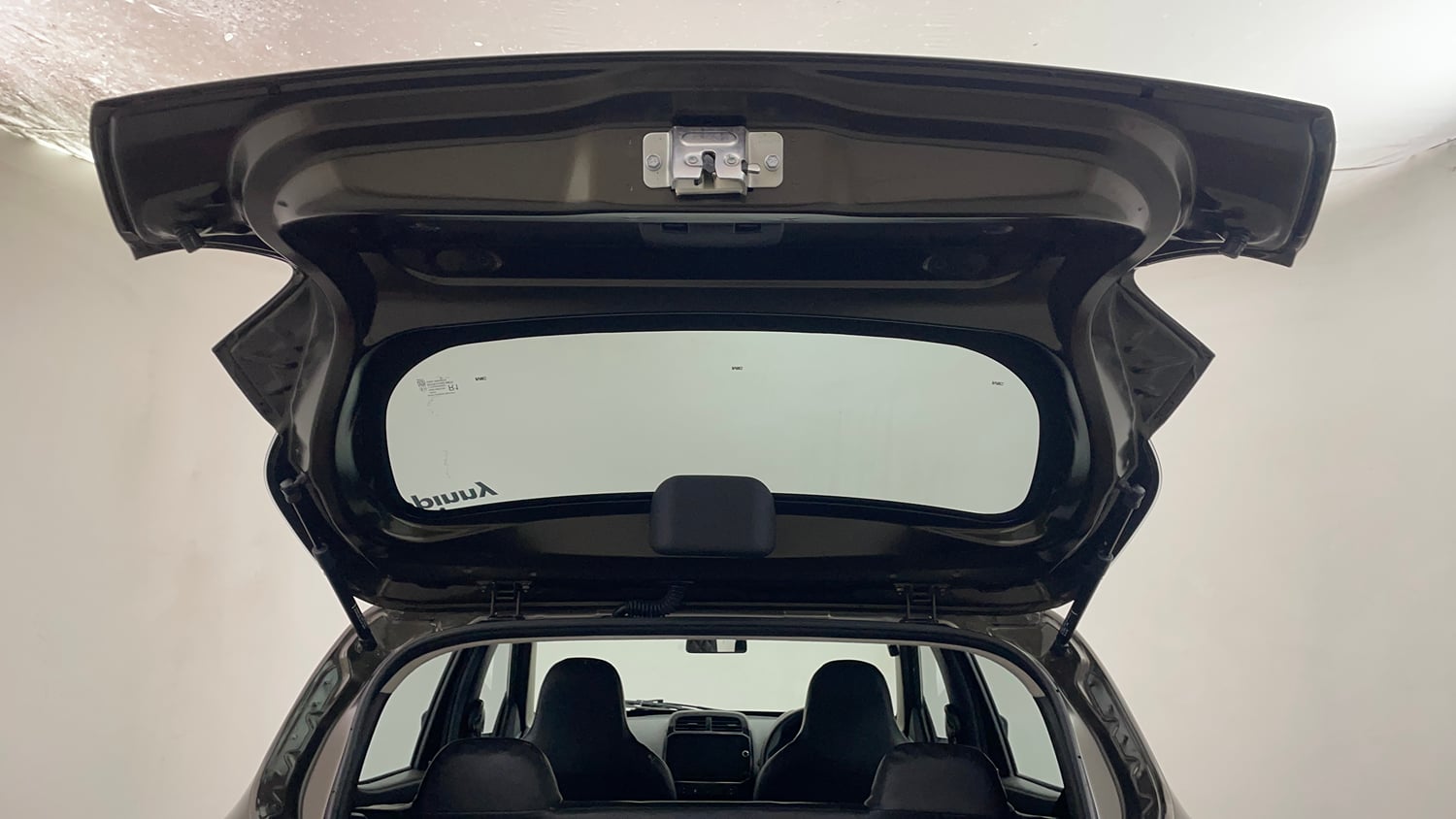 Used 2020 Renault Kwid 1.0 RXT AMT Opt Petrol Automatic interior DICKY DOOR OPEN VIEW