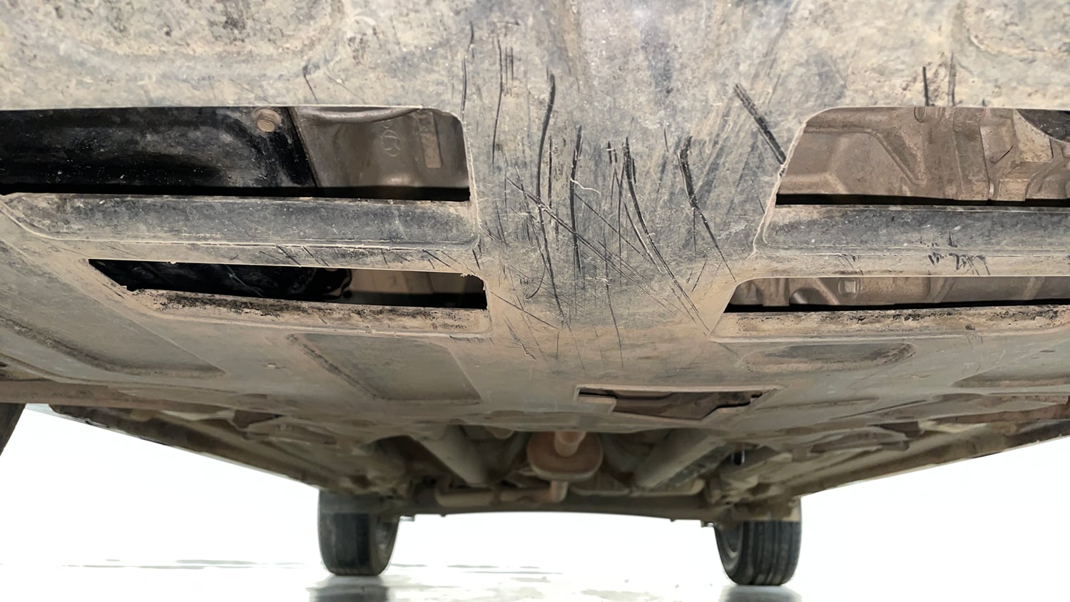 Used 2018 Hyundai Creta SX 1.6 AT Petrol Petrol Automatic extra FRONT LEFT UNDERBODY VIEW