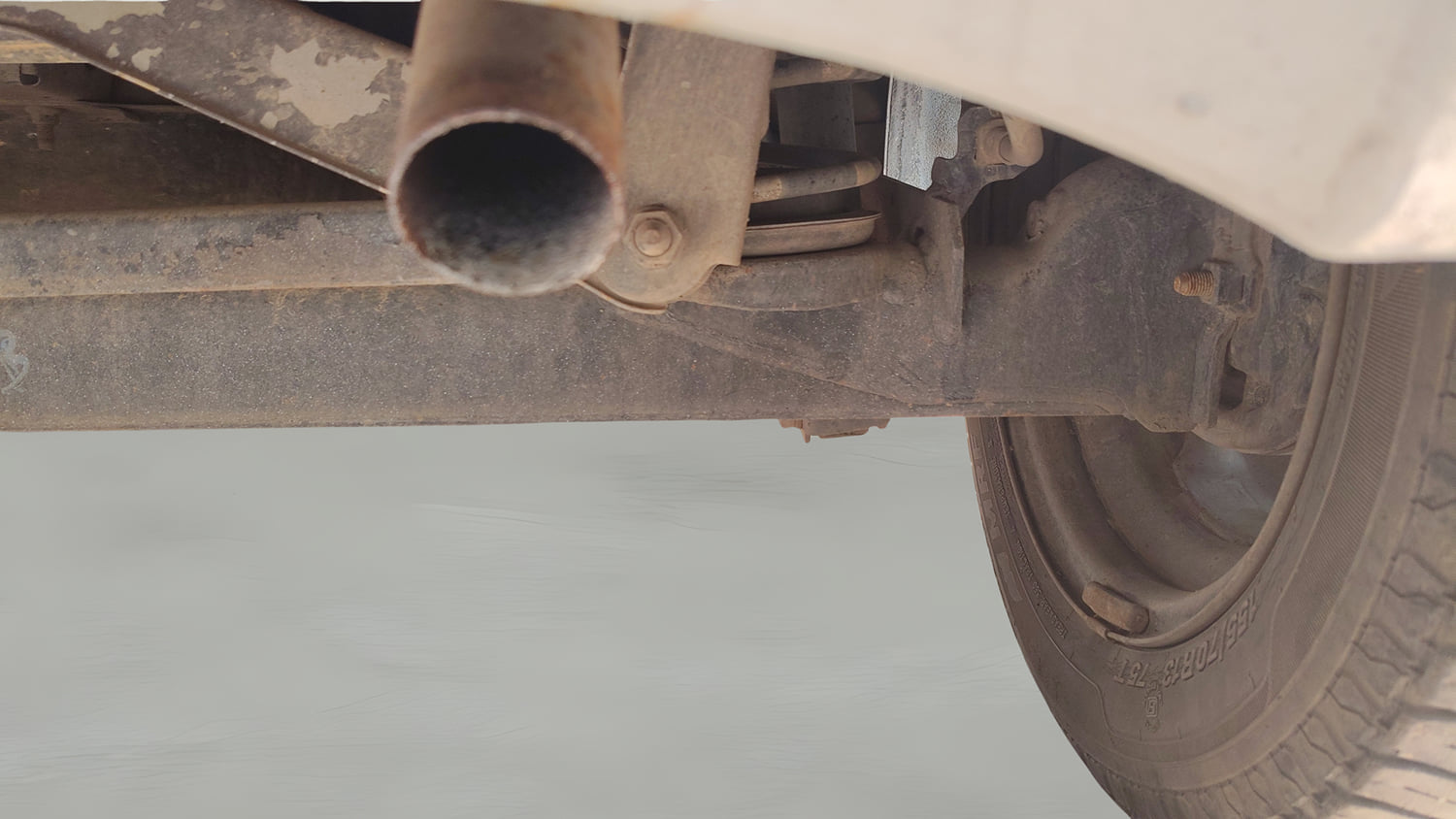 Used 2018 Hyundai Eon Magna + Petrol Manual extra REAR RIGHT UNDERBODY VIEW