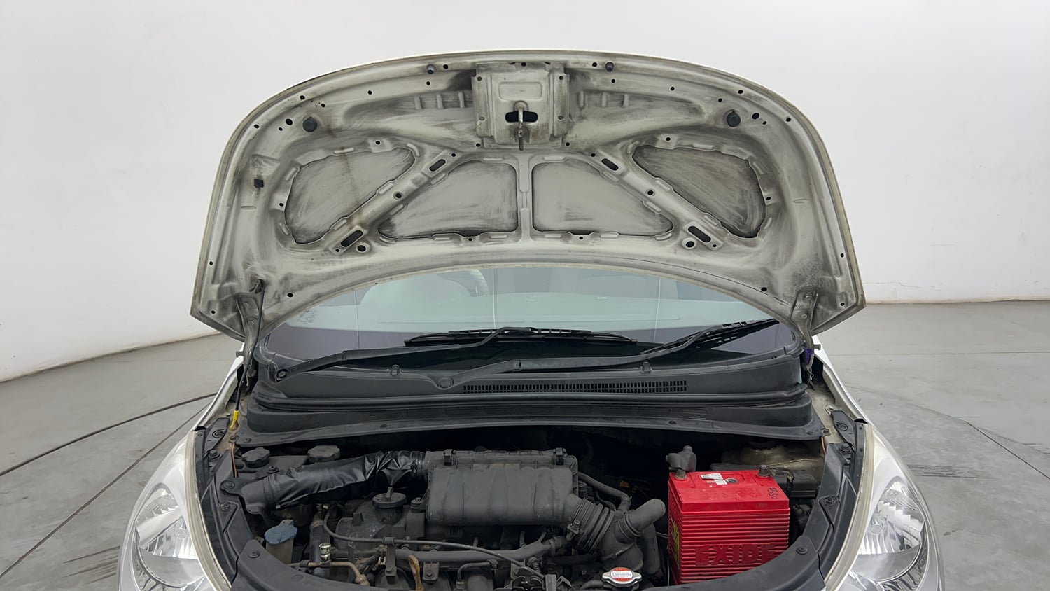 Used 2013 Hyundai i10 Sportz 1.2 Kappa2 Petrol Manual engine ENGINE & BONNET OPEN FRONT VIEW
