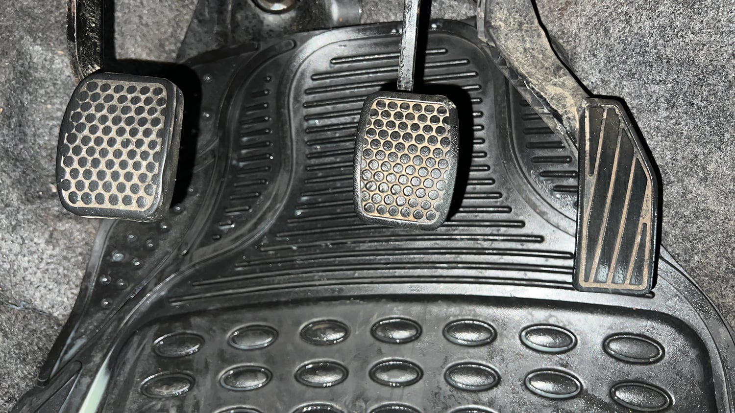 Used 2018 Maruti Suzuki Alto 800 LXi Petrol Manual interior PEDALS VIEW
