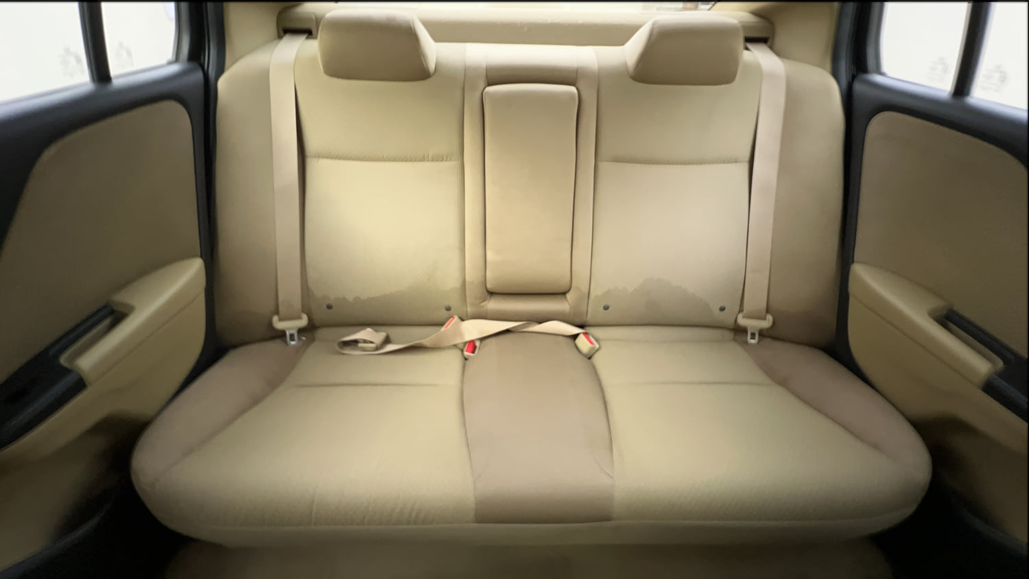Used 2017 Honda City V Petrol Petrol Manual interior REAR SEAT CONDITION VIEW