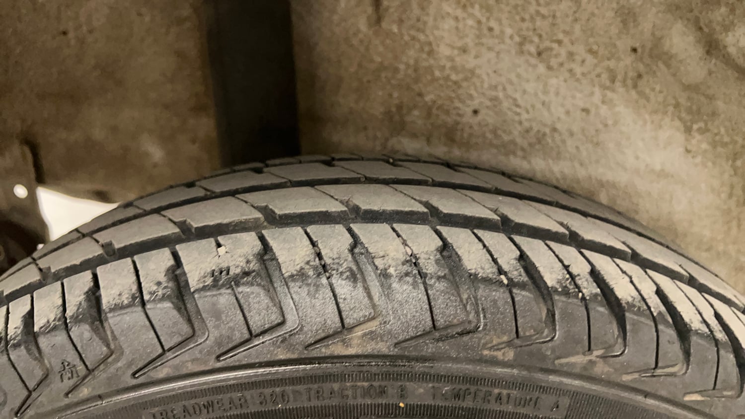 Used 2024 Maruti Suzuki Alto K10 VXi Petrol Manual tyres RIGHT REAR TYRE TREAD VIEW