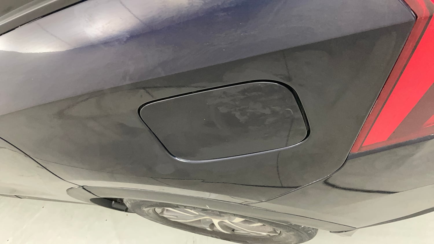 Used 2022 Mahindra XUV700 AX 5 Petrol AT 5 STR Petrol Automatic dents MINOR SCRATCH