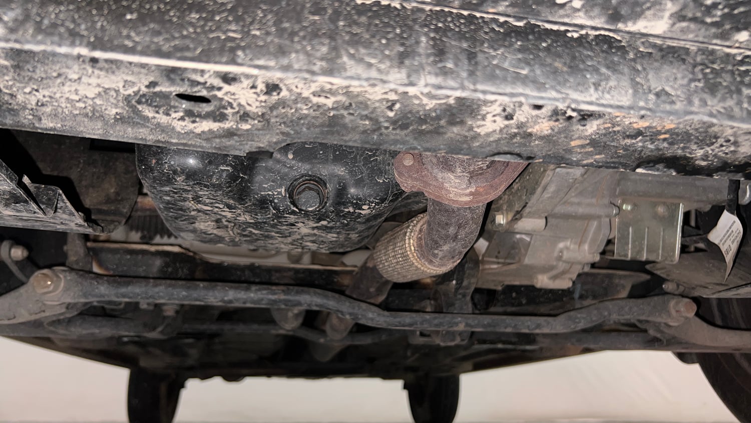 Used 2025 Tata Tiago XTA Petrol Automatic extra FRONT LEFT UNDERBODY VIEW