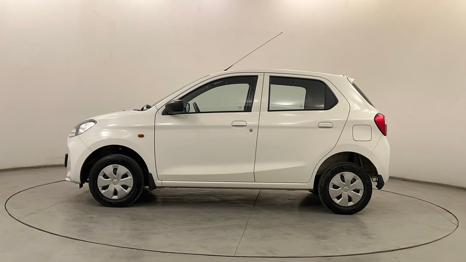 Used 2024 Maruti Suzuki Alto K10 VXi Petrol Manual exterior LEFT SIDE VIEW