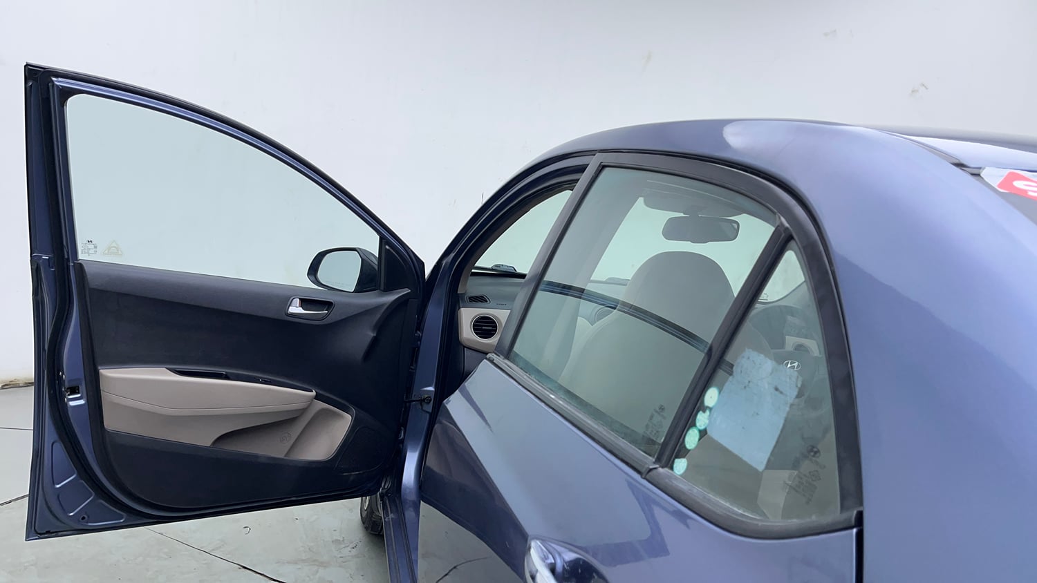 Used 2014 Hyundai Xcent SX 1.2 (O) Petrol Manual interior LEFT FRONT DOOR OPEN VIEW