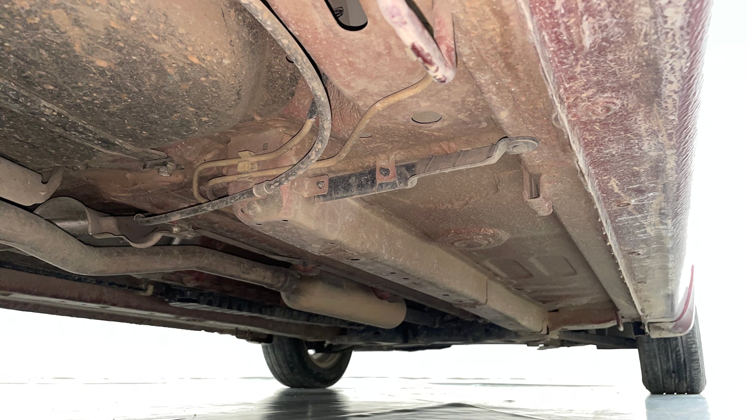 Used 2019 Maruti Suzuki Ciaz Zeta Hybrid 1.5 AT Petrol Automatic extra REAR RIGHT UNDERBODY VIEW