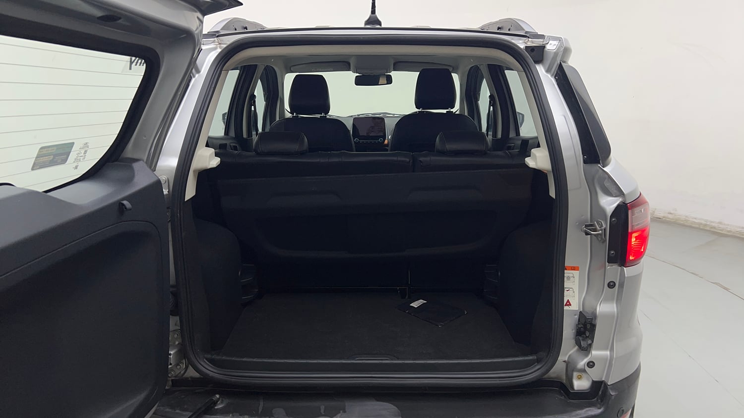 Used 2021 Ford EcoSport S MT 1.5 Ti-VCT Petrol Manual interior DICKY INSIDE VIEW