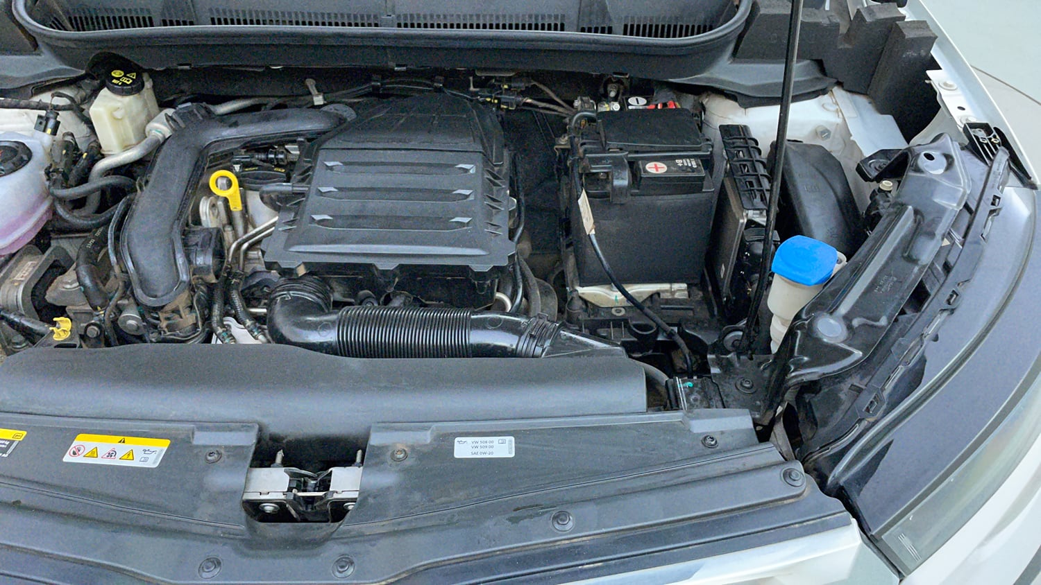 Used 2023 Skoda Kushaq Ambition 1.0L TSI MT Petrol Manual engine ENGINE LEFT SIDE VIEW