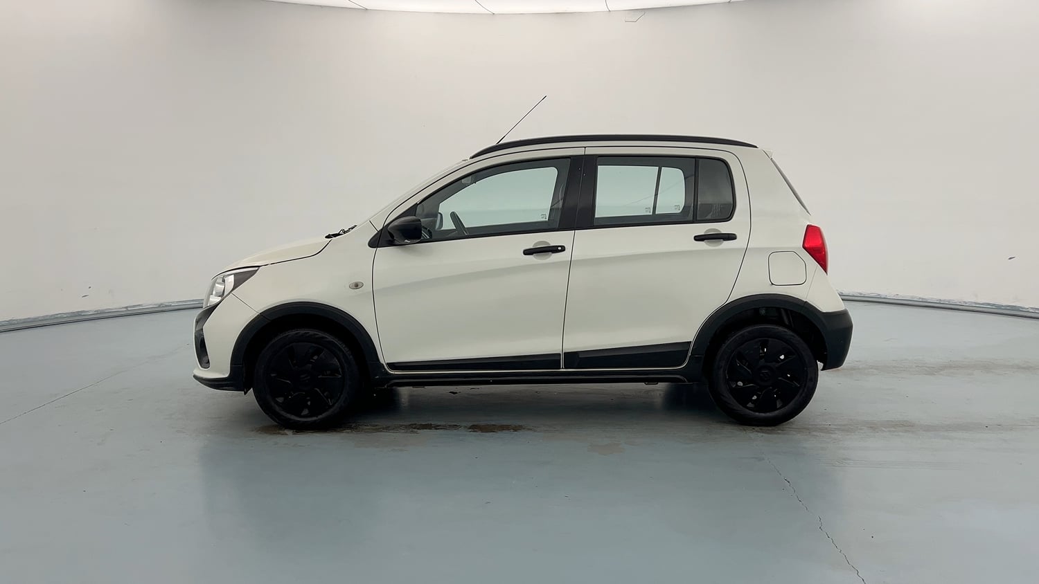 Used 2021 Maruti Suzuki Celerio X VXi AMT Petrol Automatic exterior LEFT SIDE VIEW