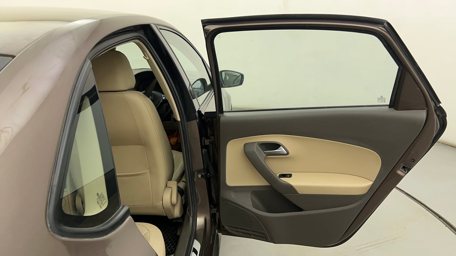 Used 2019 Volkswagen Vento Highline 1.6 (P) Petrol Manual interior RIGHT REAR DOOR OPEN VIEW