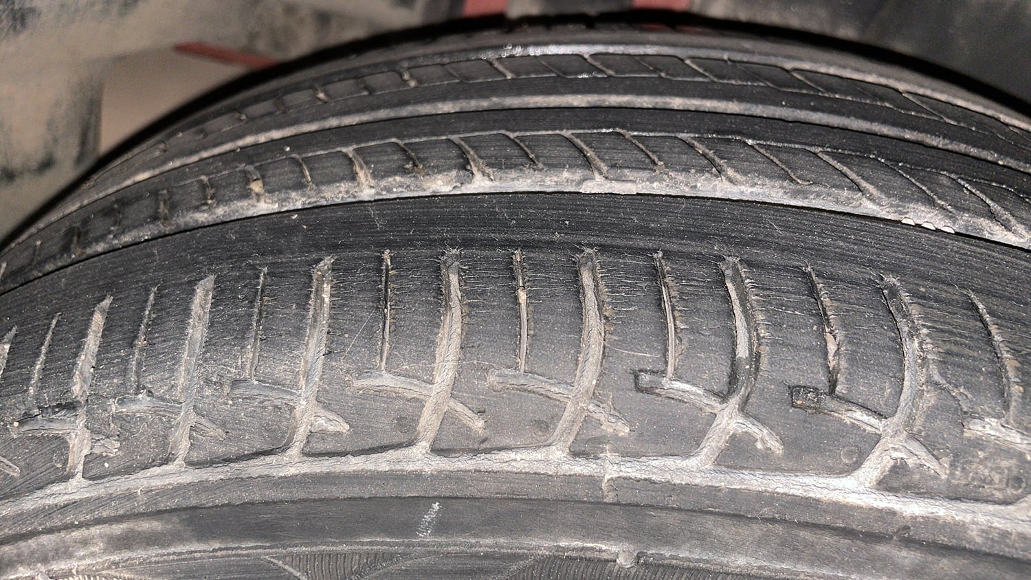 Used 2019 Maruti Suzuki Ciaz Zeta Hybrid 1.5 AT Petrol Automatic tyres RIGHT REAR TYRE TREAD VIEW