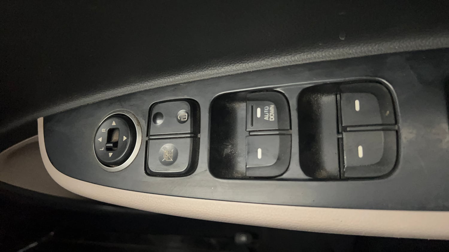 Used 2018 Hyundai Grand i10 Magna 1.2 Kappa VTVT Petrol Manual top_features Adjustable ORVM