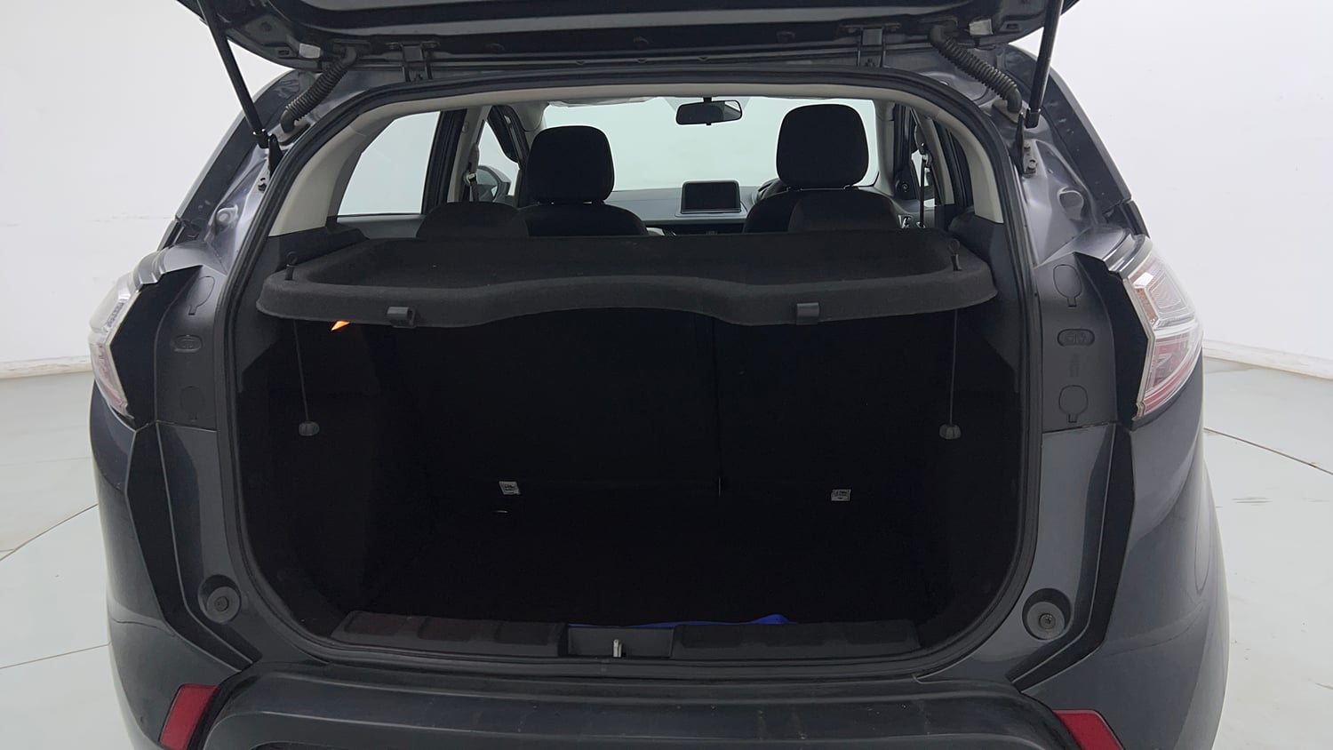 Used 2019 Tata Nexon XZA Plus Petrol Petrol Automatic interior DICKY INSIDE VIEW
