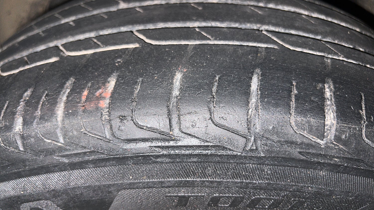 Used 2019 Tata Nexon XZA Plus Petrol Petrol Automatic tyres LEFT FRONT TYRE TREAD VIEW