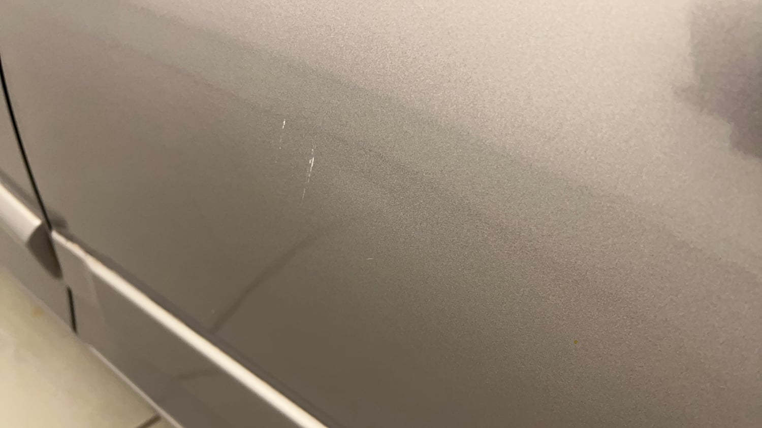 Used 2016 Maruti Suzuki Ciaz ZXi  AT Petrol Automatic dents MINOR SCRATCH