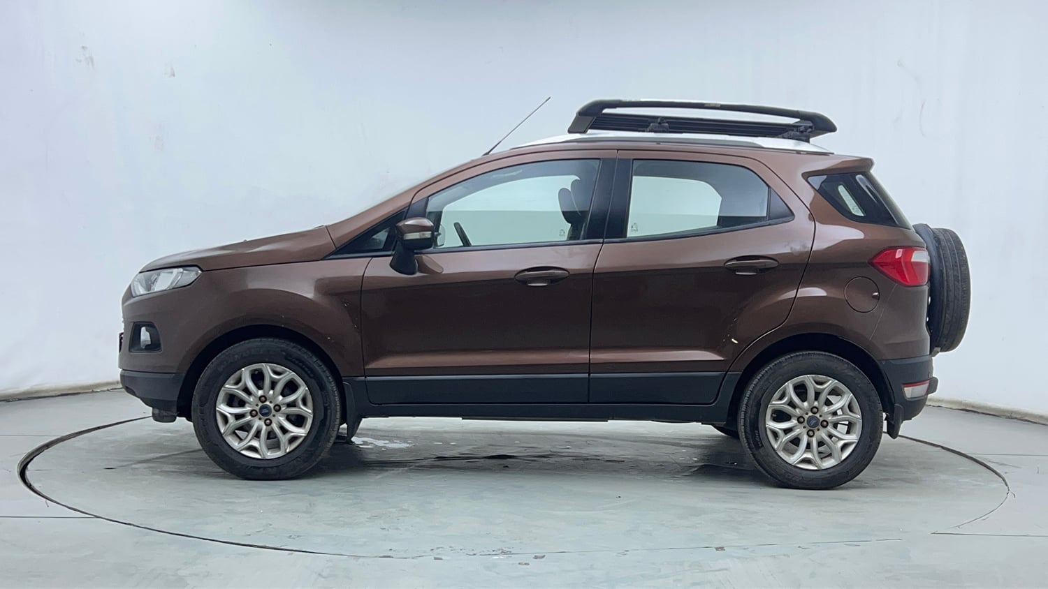 Used 2016 Ford EcoSport Titanium 1.5L TDCi Diesel Manual exterior LEFT SIDE VIEW