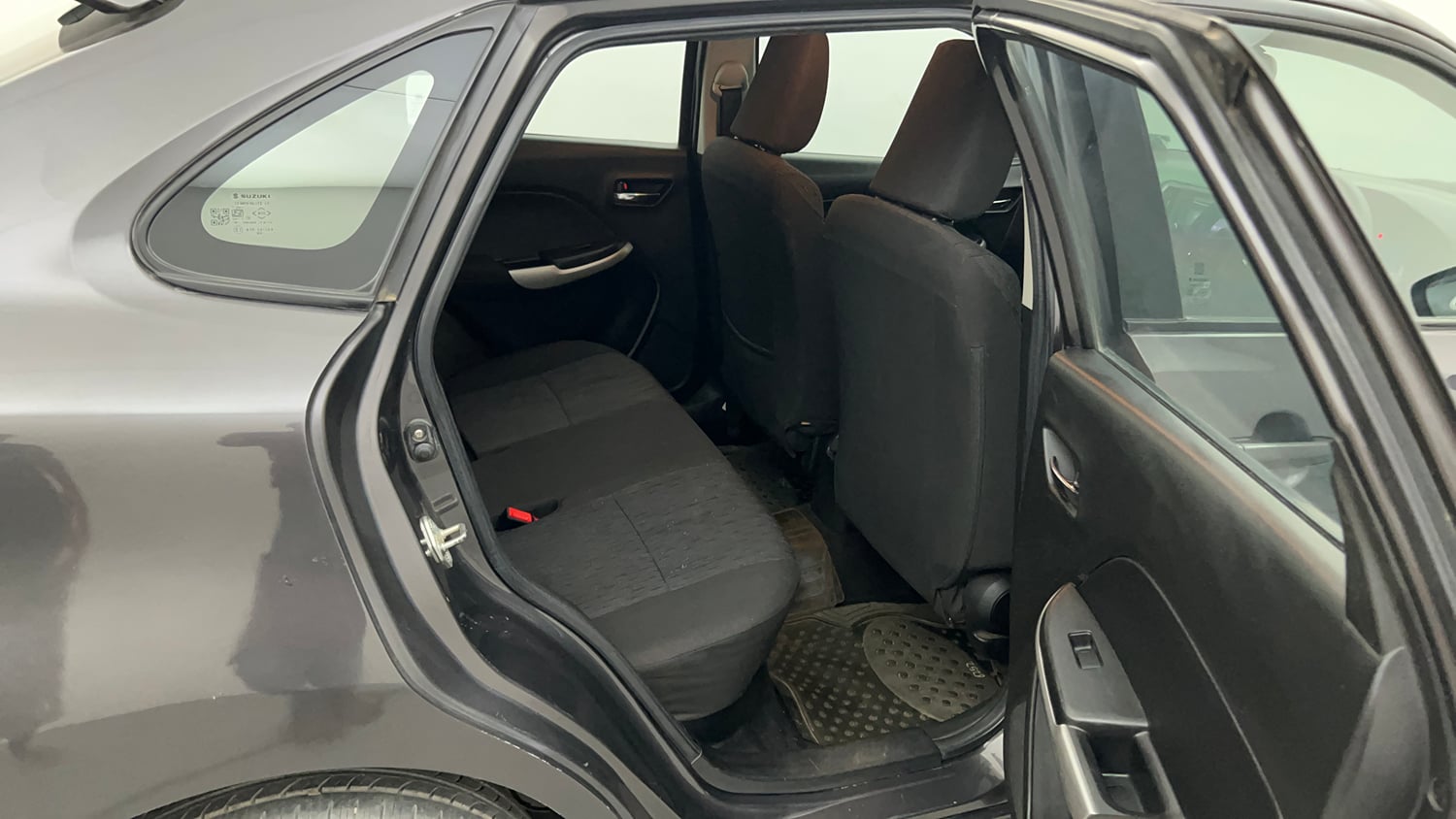 Used 2017 Maruti Suzuki Baleno Delta 1.2 Petrol Manual interior RIGHT SIDE REAR DOOR CABIN VIEW