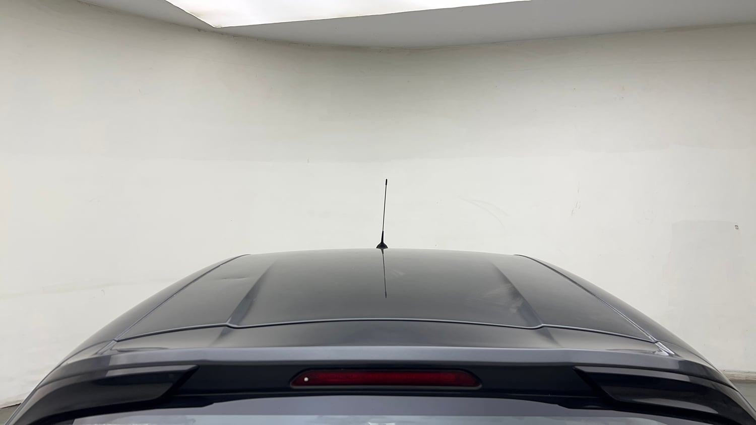 Used 2021 Tata Altroz XZ Petrol Petrol Manual exterior EXTERIOR ROOF VIEW