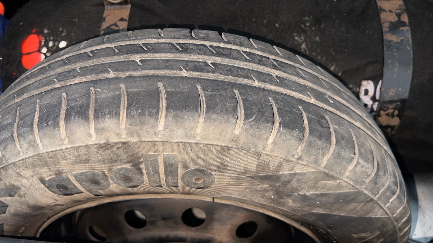Used 2013 Maruti Suzuki Swift VXI CNG (Outside Fitted) Cng Manual tyres SPARE TYRE VIEW