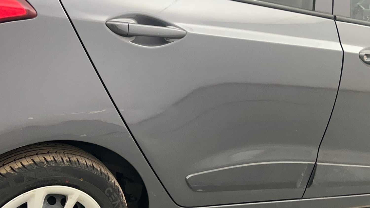 Used 2018 Hyundai Grand i10 Magna 1.2 Kappa VTVT Petrol Manual dents MINOR DENT
