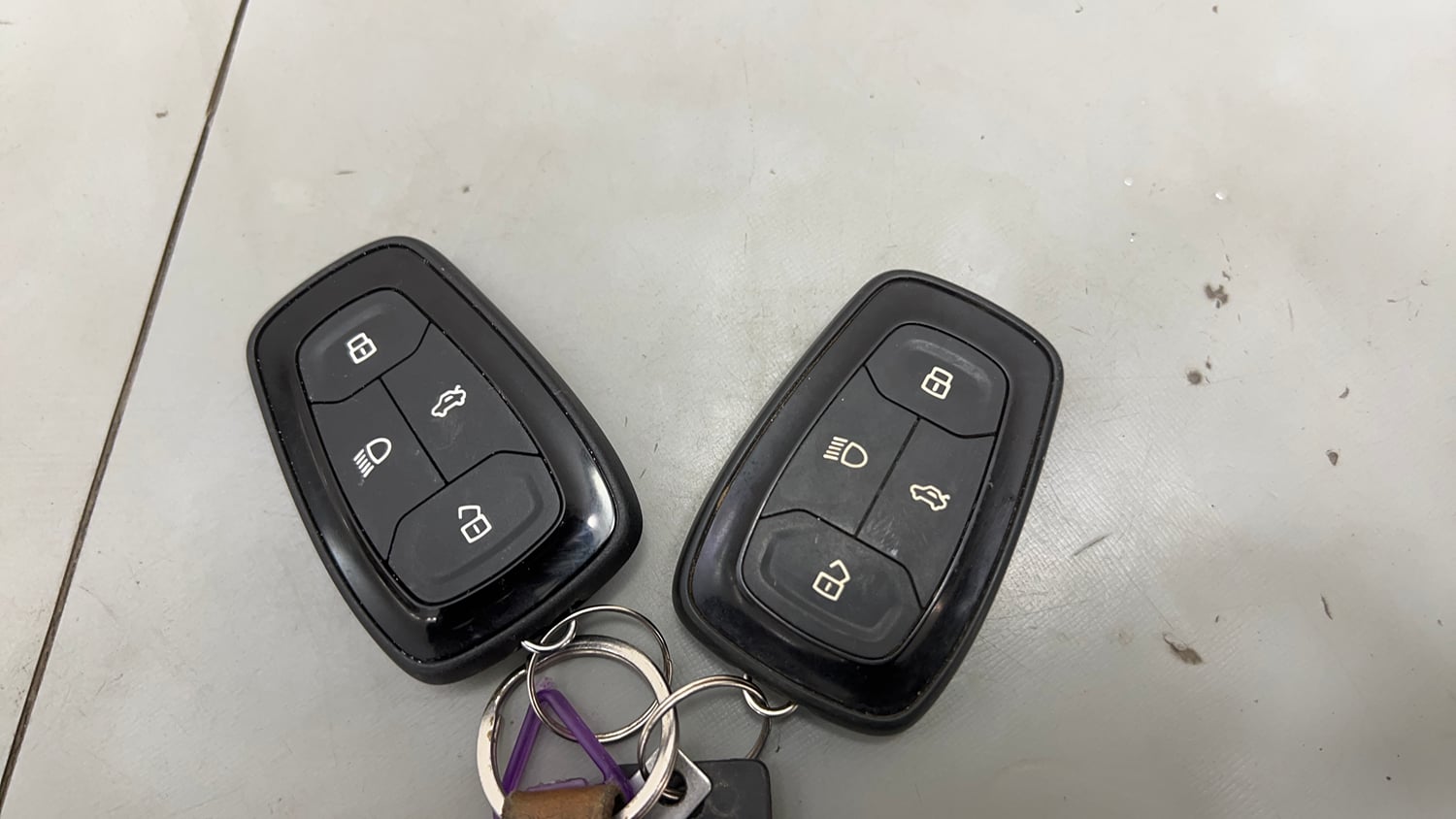Used 2021 Tata Harrier XZ Diesel Manual extra CAR KEY VIEW