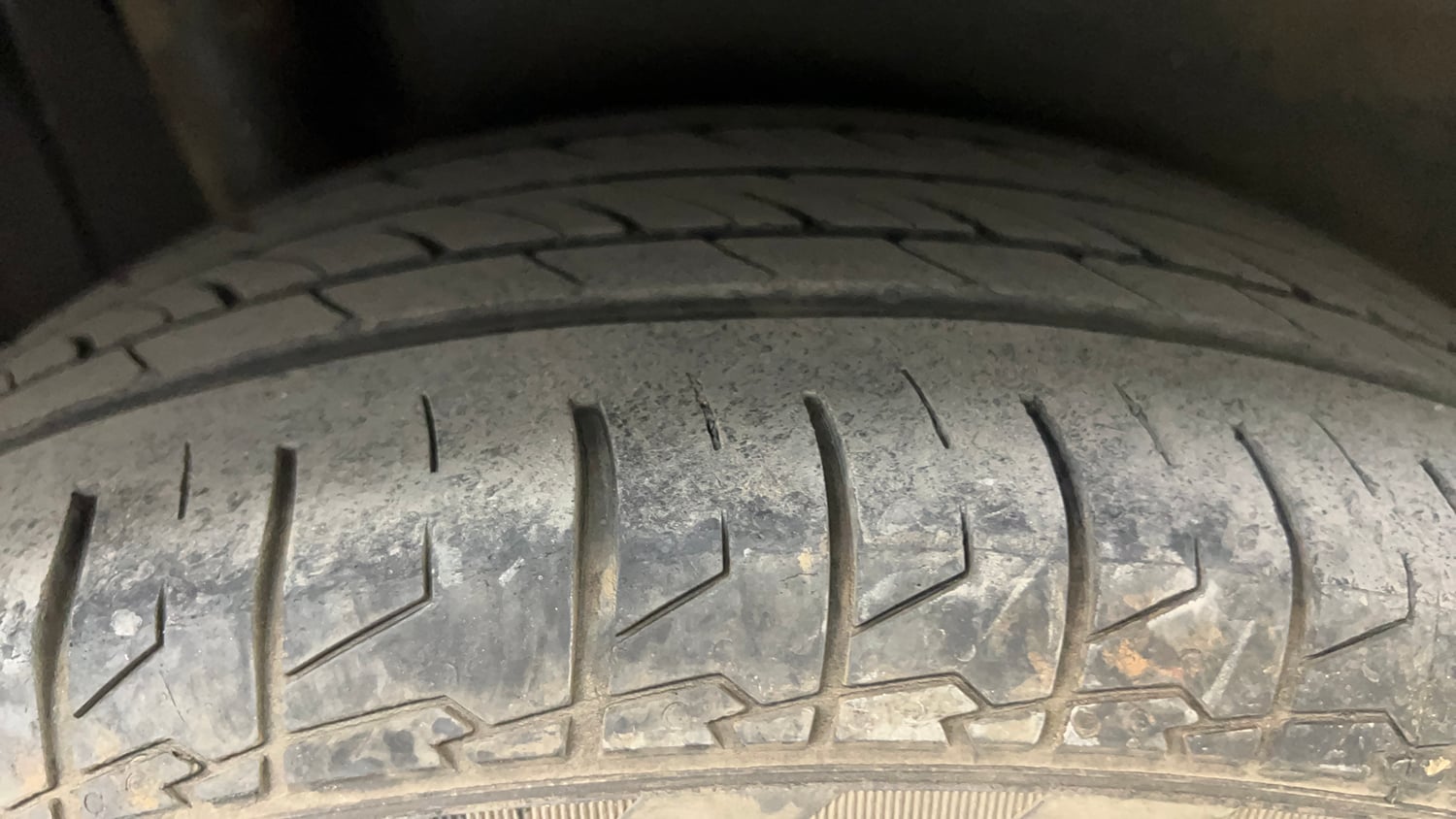 Used 2022 Maruti Suzuki S-Cross Sigma Petrol Manual tyres RIGHT REAR TYRE TREAD VIEW