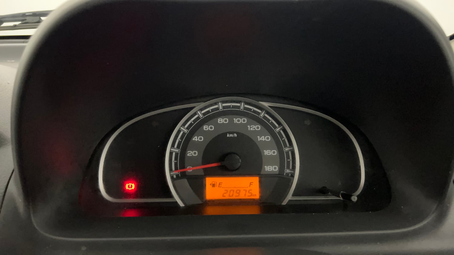 Used 2018 Maruti Suzuki Alto 800 LXi Petrol Manual interior CLUSTERMETER VIEW