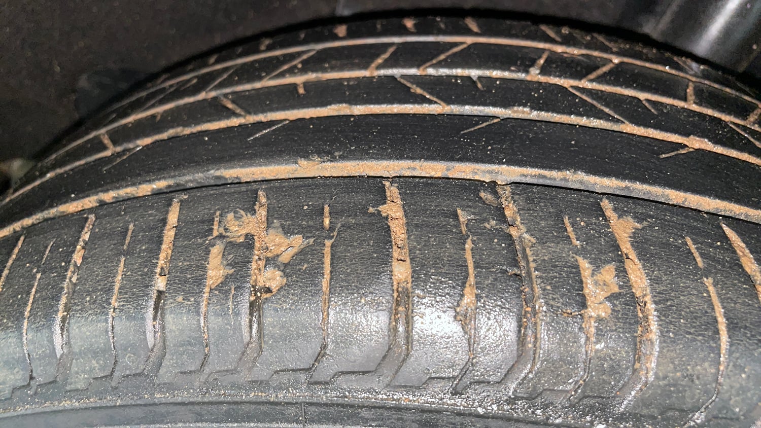 Used 2016 Maruti Suzuki Baleno Zeta 1.2 Petrol Manual tyres LEFT REAR TYRE TREAD VIEW