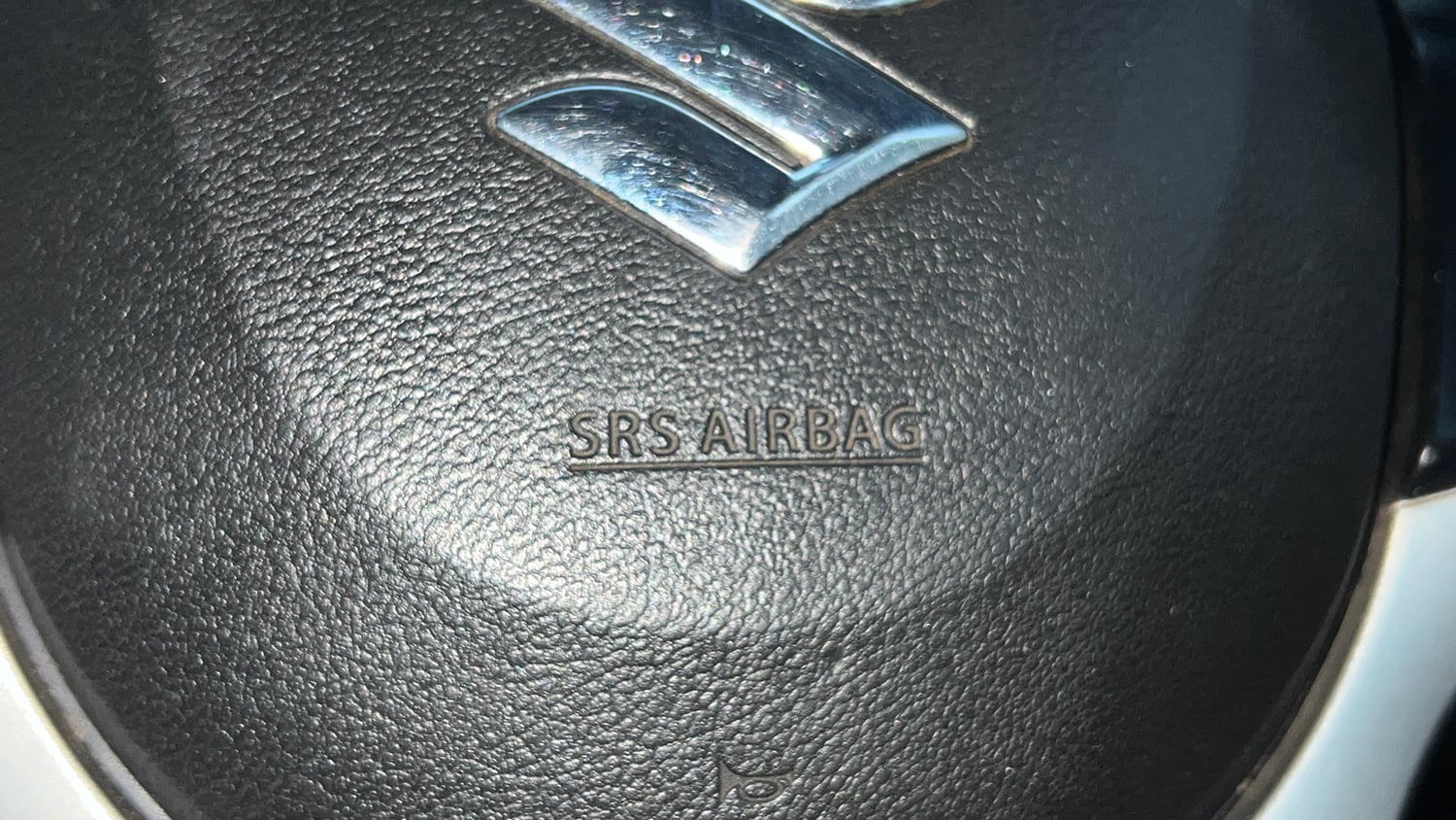 Used 2023 Maruti Suzuki Wagon R VXI 1.0 Petrol Manual top_features Airbags