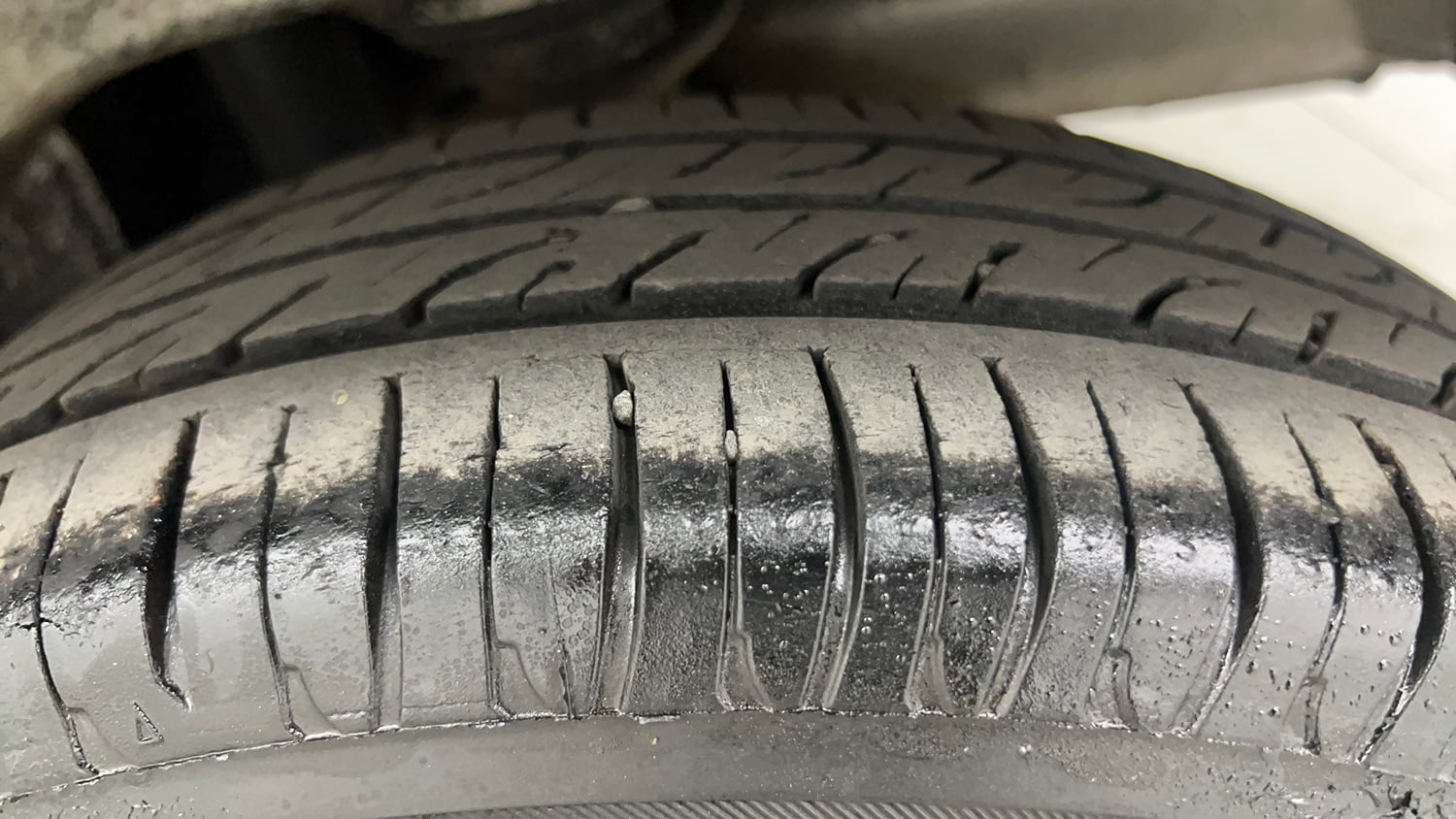 Used 2015 Maruti Suzuki Alto K10 VXi Petrol Manual tyres LEFT REAR TYRE TREAD VIEW