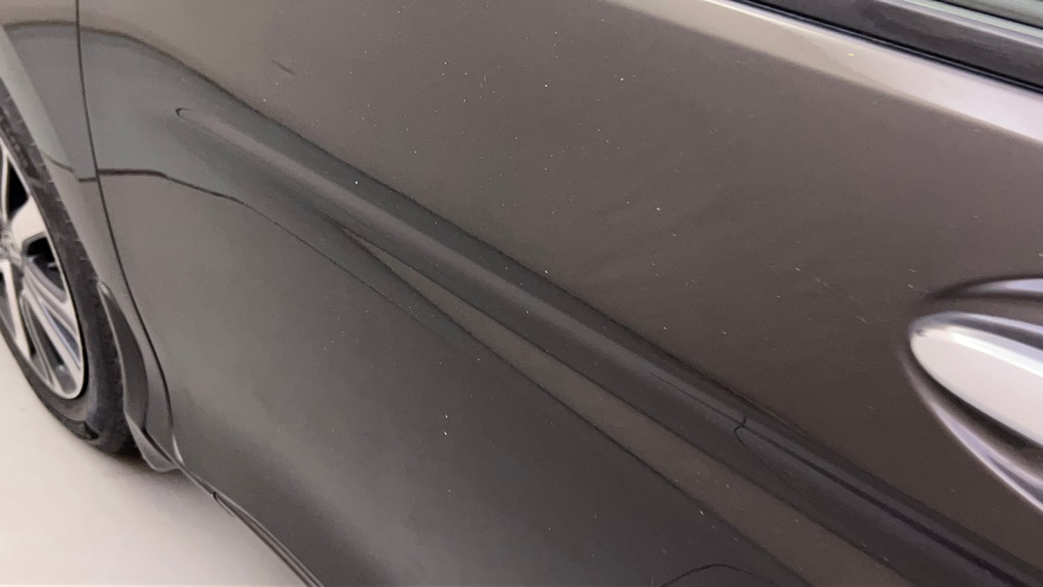 Used 2017 Honda City V Petrol Petrol Manual dents MINOR DENT