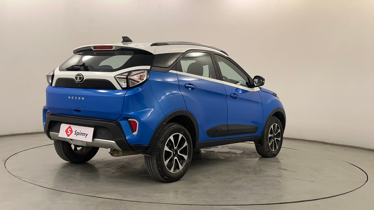 Used 2020 Tata Nexon XZA Plus (O) Dual Tone Petrol Automatic exterior RIGHT REAR CORNER VIEW