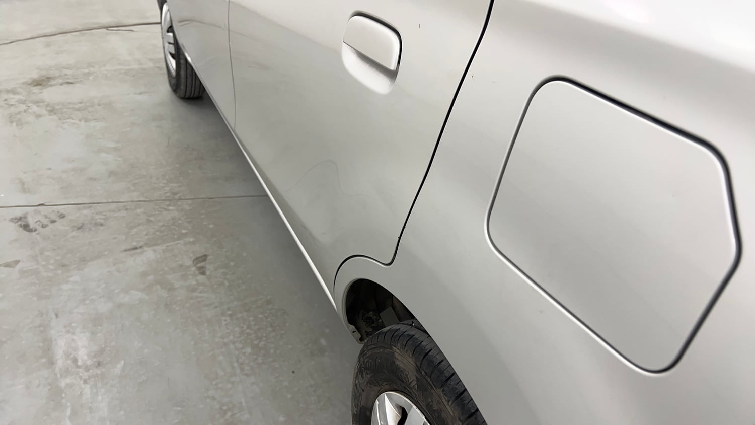 Used 2016 Maruti Suzuki Alto 800 Lxi Petrol Manual dents MINOR SCRATCH